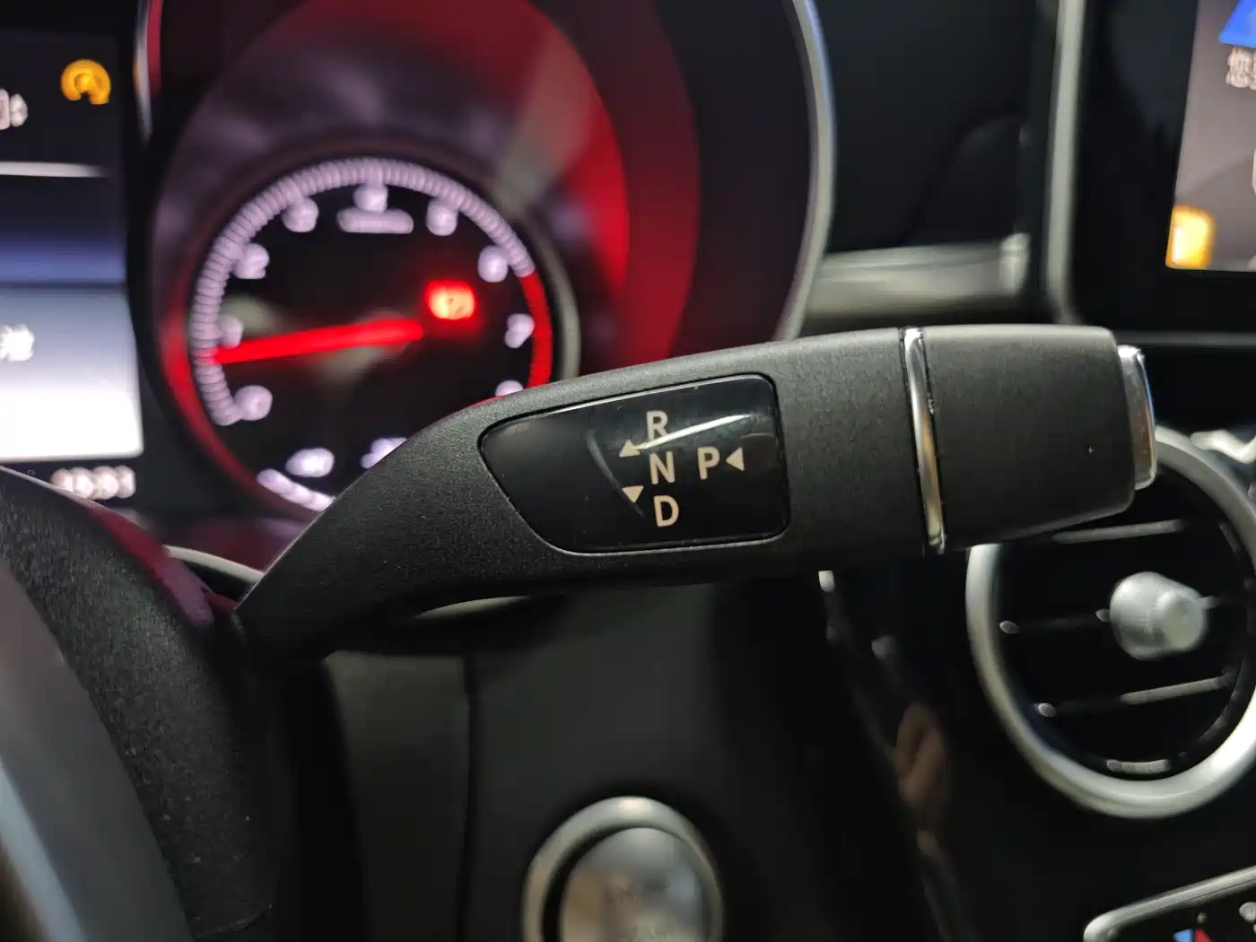 Mercedes-Benz C-Class 2015 C 200 Sport Edition 4MATIC фото 20