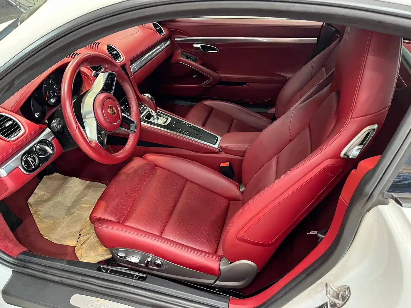 Porsche 718 2023 Cayman Style Edition 2.0T фото 10