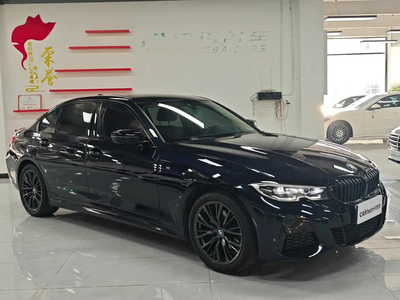 BMW 3 Series 2022 Facelift 325Li M Sport Shadow Edition фото 3