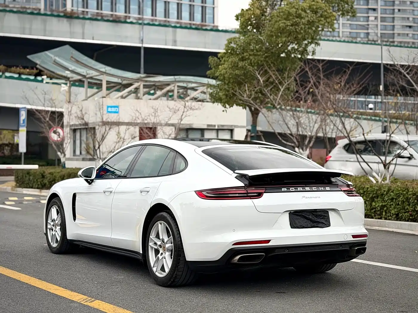 Porsche Panamera 2017 Panamera 3.0T фото 4
