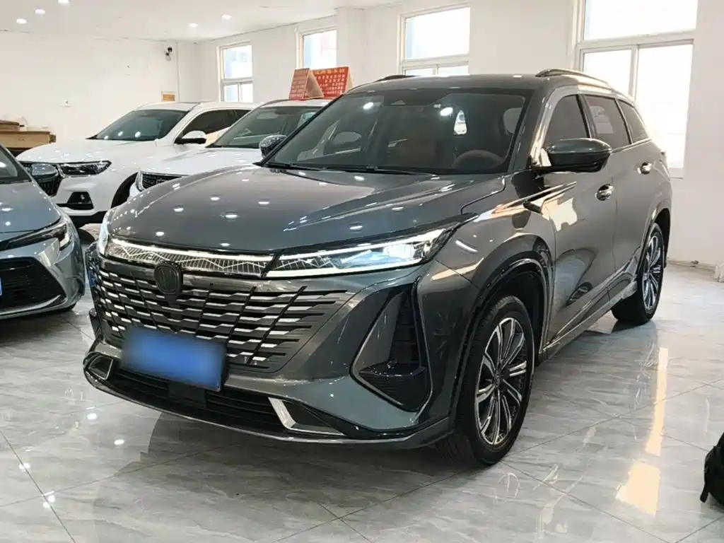 Фото 2 - Changan CS75 PLUS