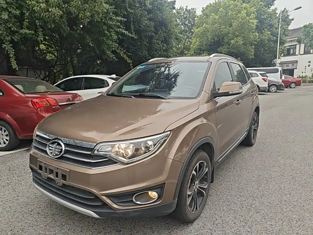 FAW Senya R7 2017 2017 Model 1.6L Automatic Smart