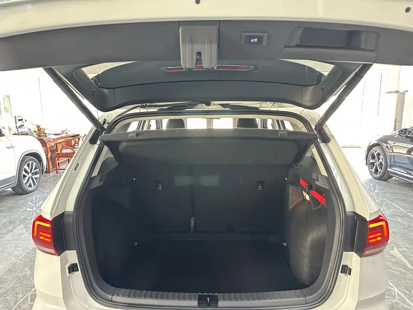 Volkswagen Tharu, миниатюра 13