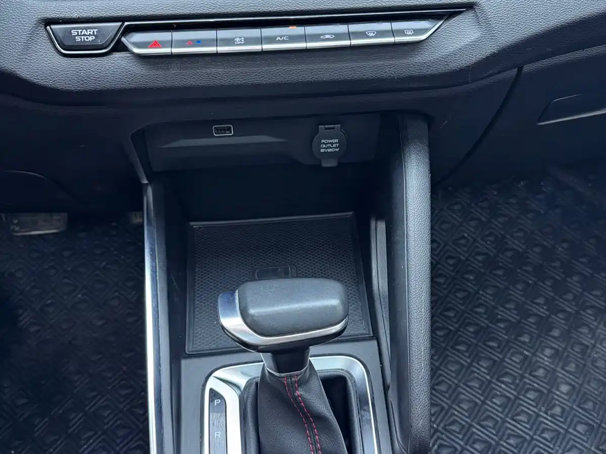 Geely Vision X3 2022 2021 PRO 1.5L CVT Premium