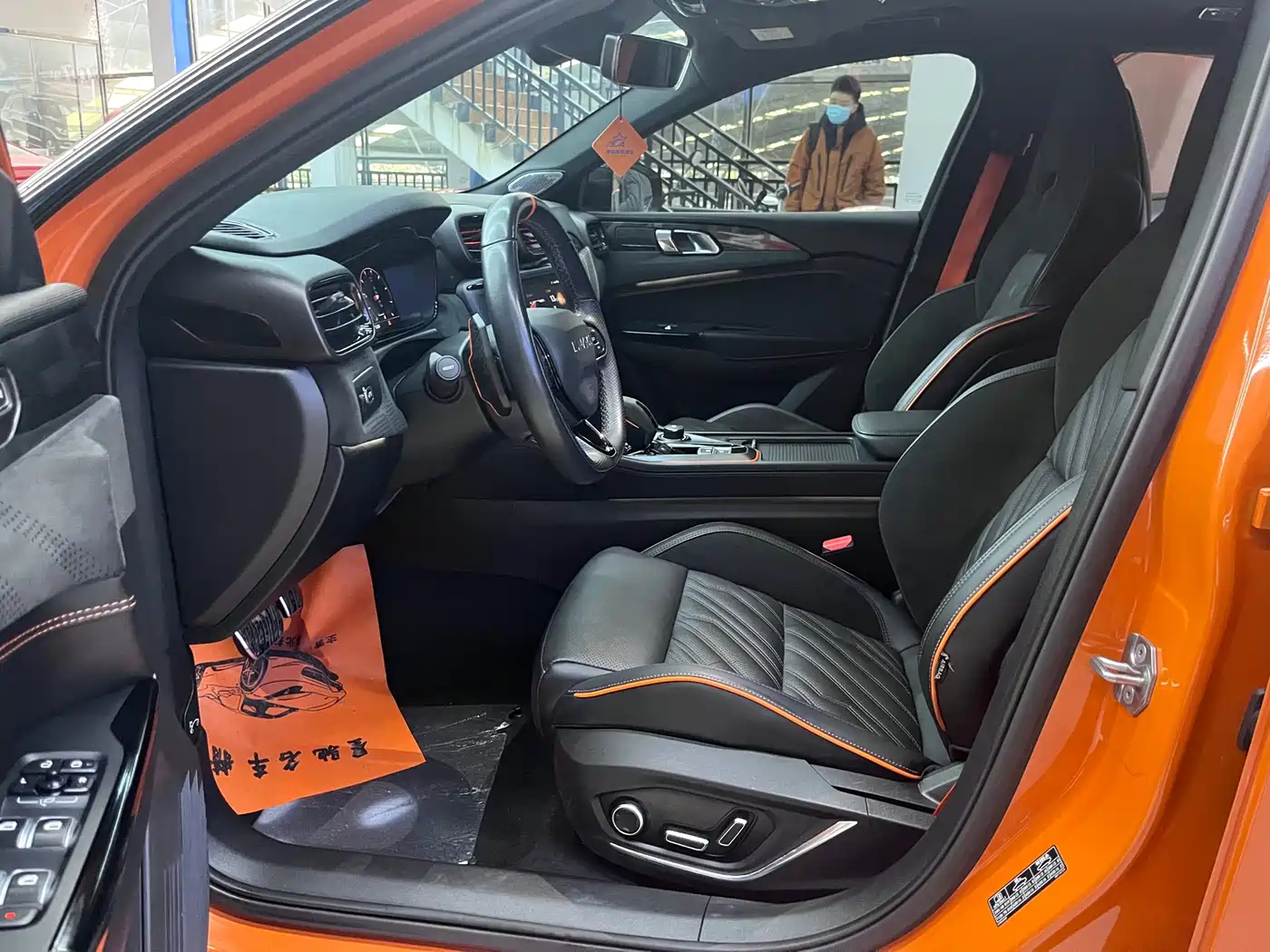 Lynk & Co 02 Hatchback 2022 2.0TD Plus фото 8