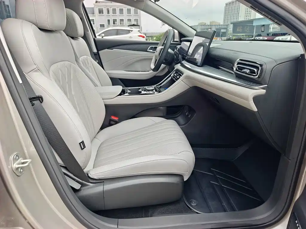 Geely Galaxy Galaxy Stellar 6 2025 2025 Base Version