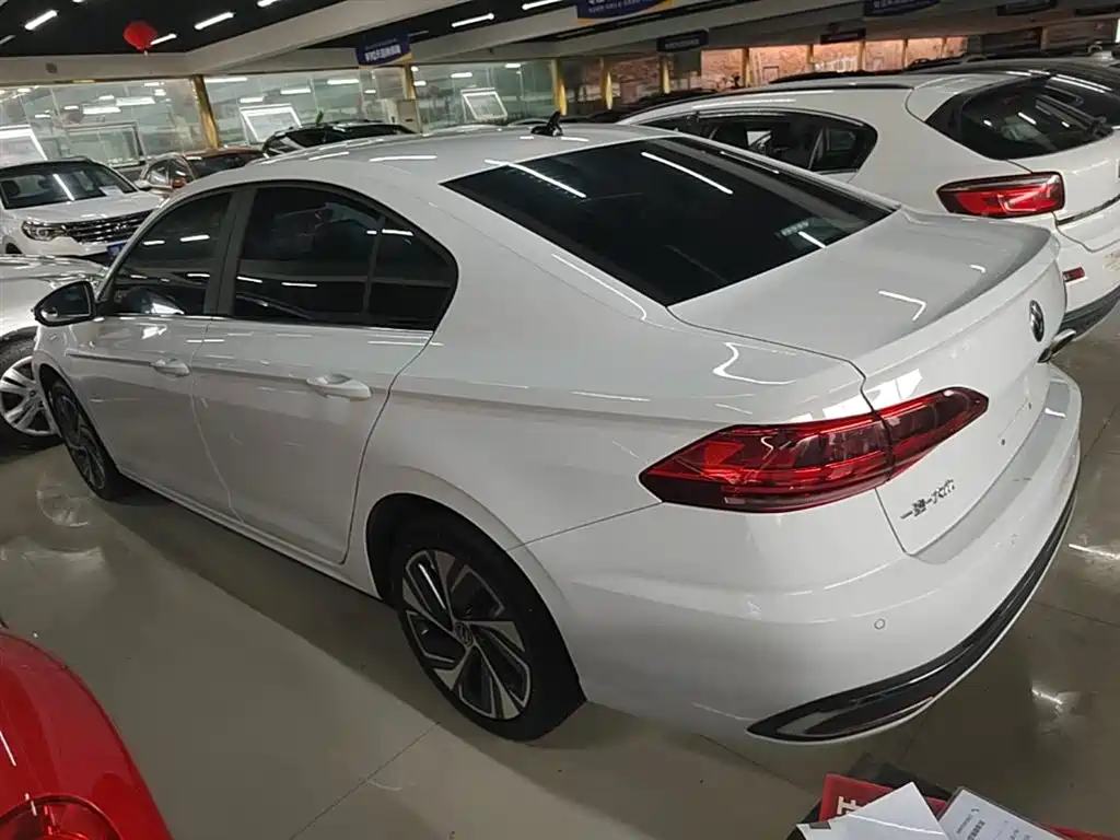Volkswagen Bora 2025 Facelift 200TSI DSG PRO Edition фото 5