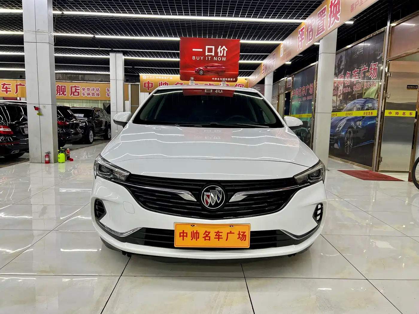 Фото 2 - Buick Verano