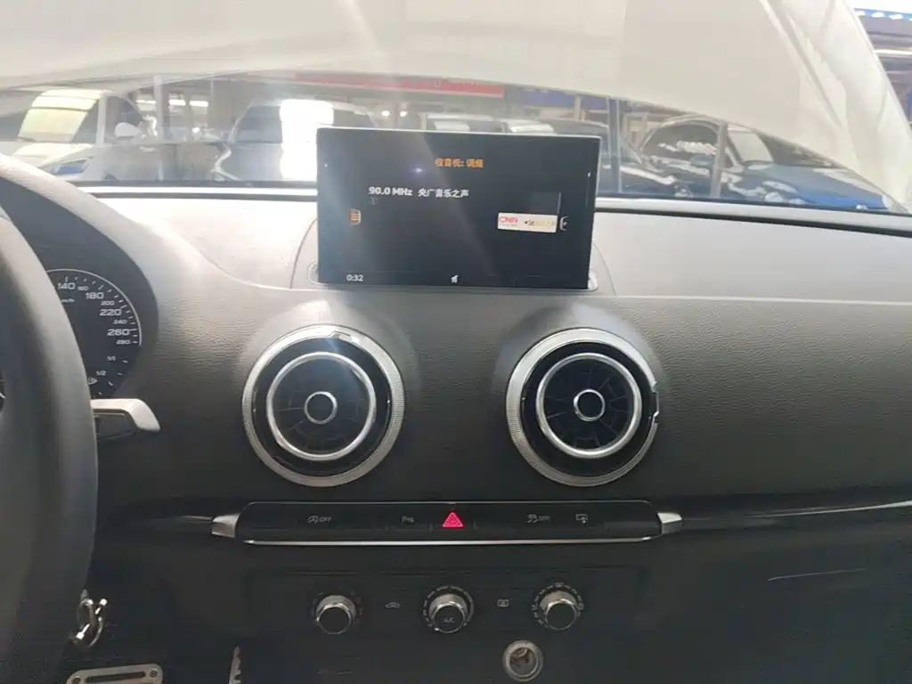 Фото 13 - Audi A3