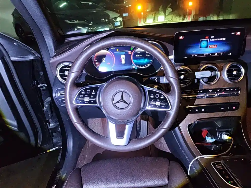 Mercedes-Benz GLC 2021 GLC 260 L 4MATIC Luxury фото 3