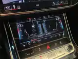 Фото 24 - Audi A8
