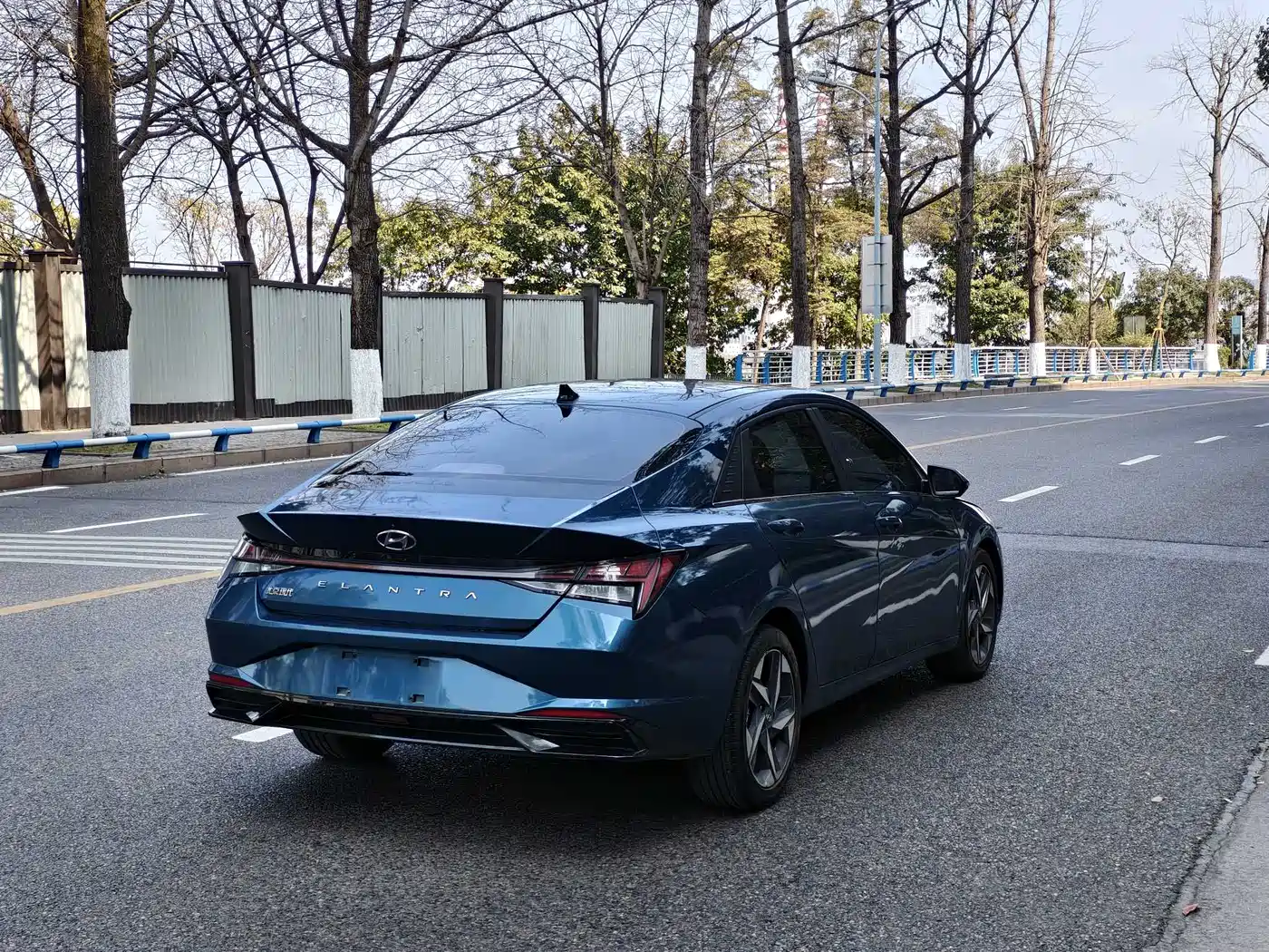 Hyundai Elantra 2022 1.5L CVT GLS Leading Edition фото 9