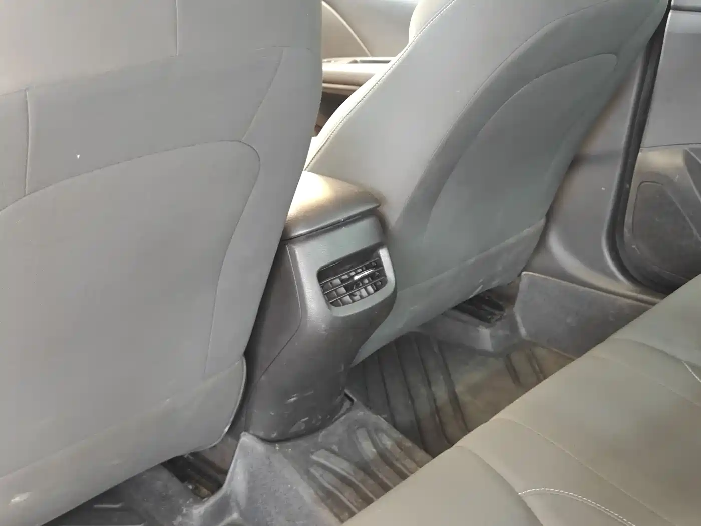 Chevrolet Monza 2023 1.5L DCT Enjoyment Edition фото 24