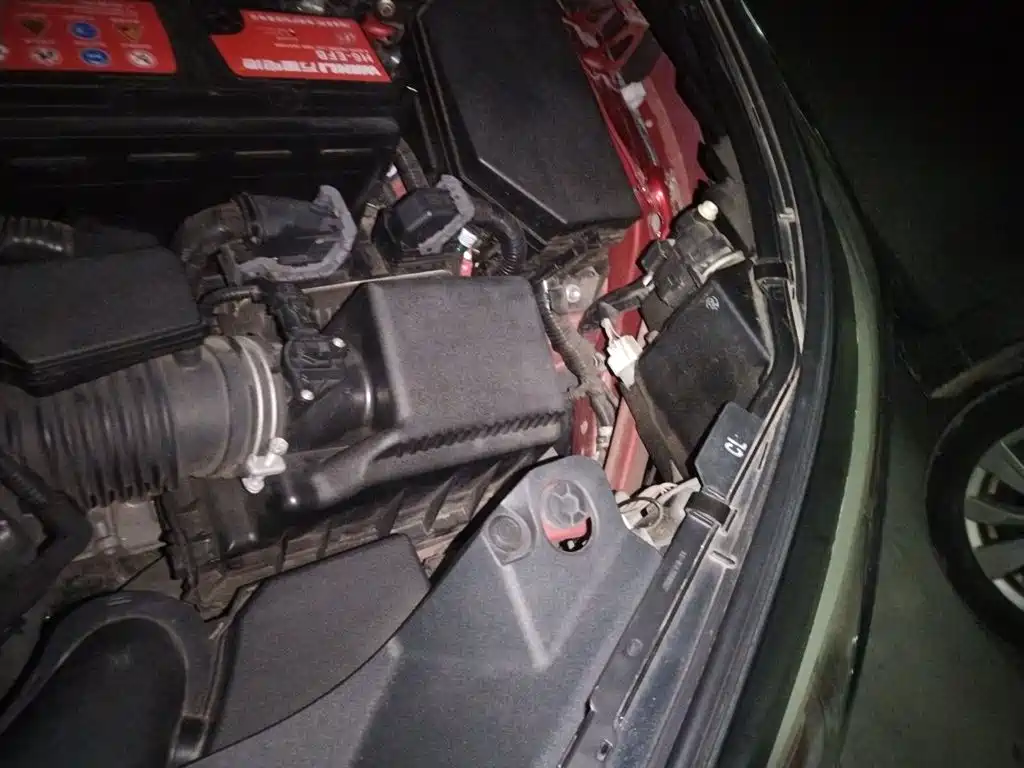 Toyota C-HR 2020 Model 2.0L Leading фото 22