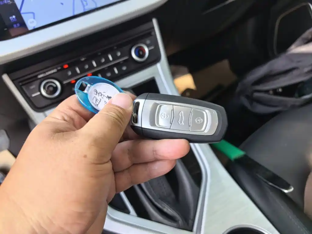 Фото 9 - Geely Vision