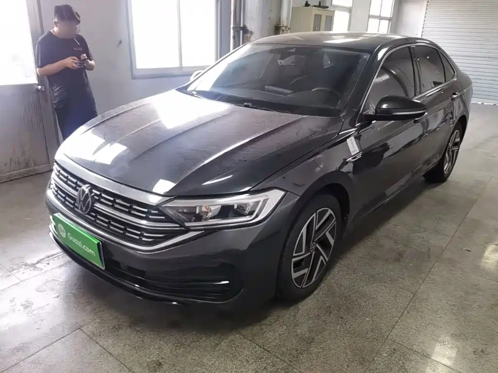 Volkswagen Sagitar 2023 300TSI DSG Surpassing Edition