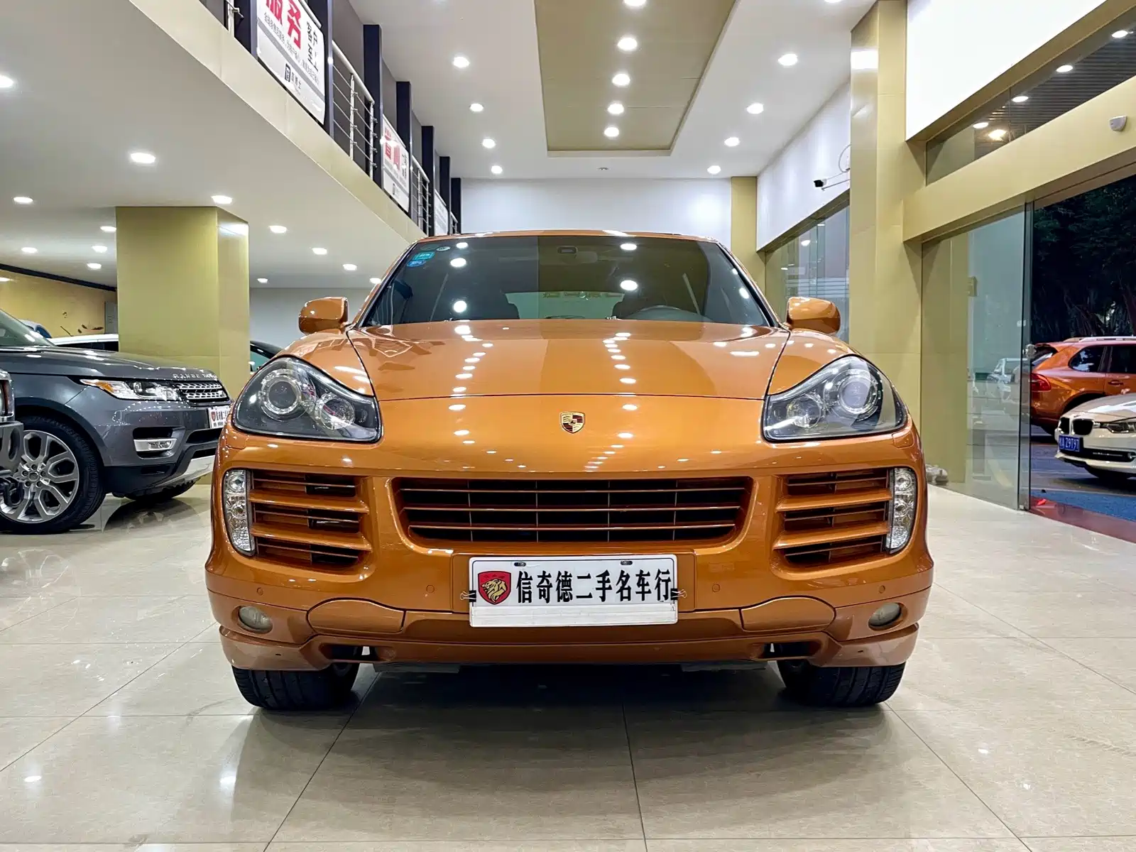 Photo 4 - Porsche Cayenne
