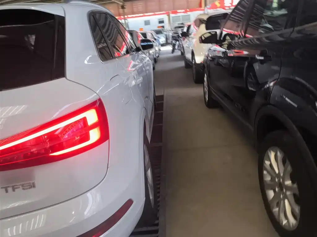 Audi Q3 2018 30th Anniversary Edition 30 TFSI Fashion фото 8