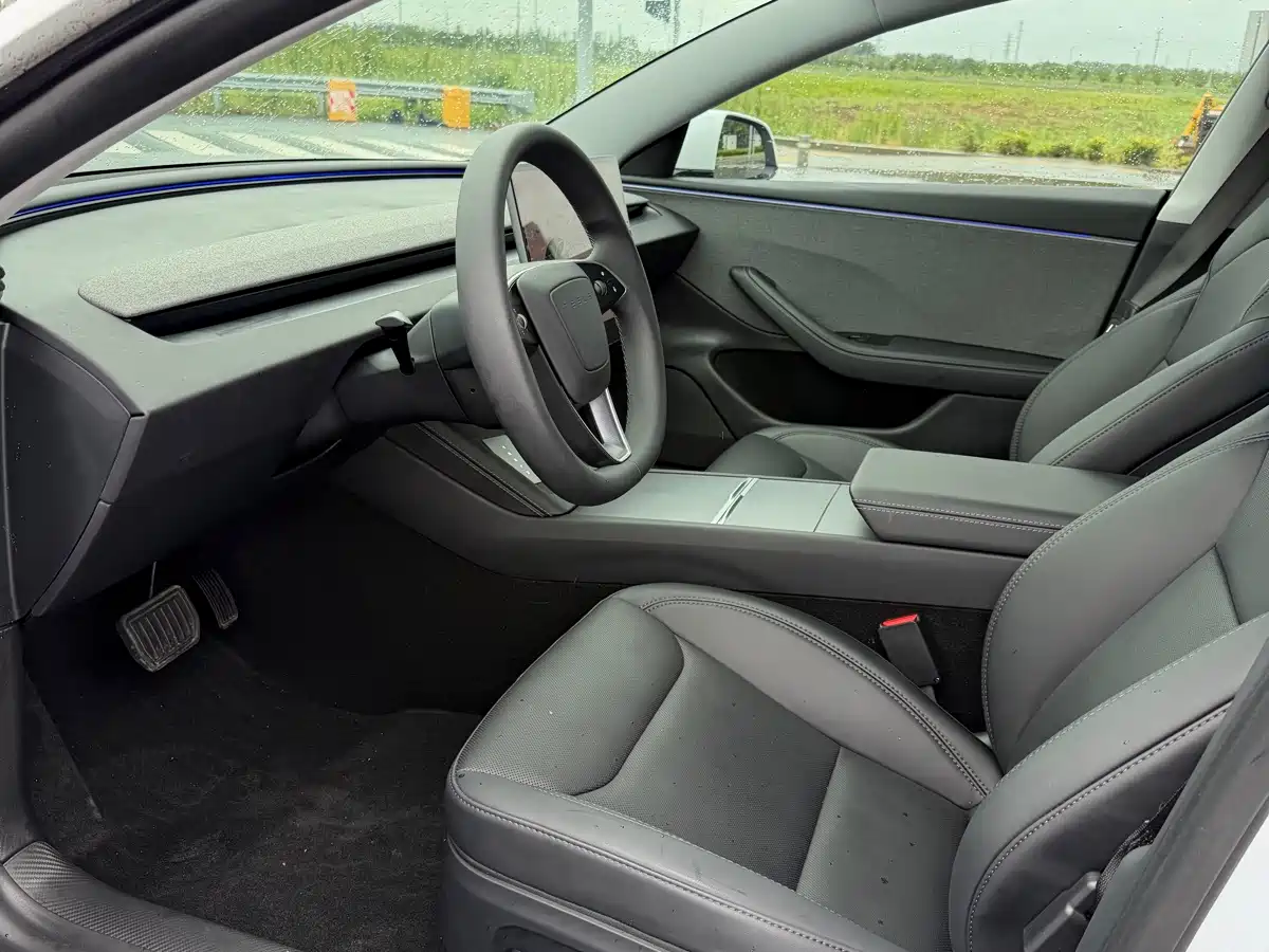 Tesla Model 3 2026 2025 Model Rear-Wheel Drive Edition