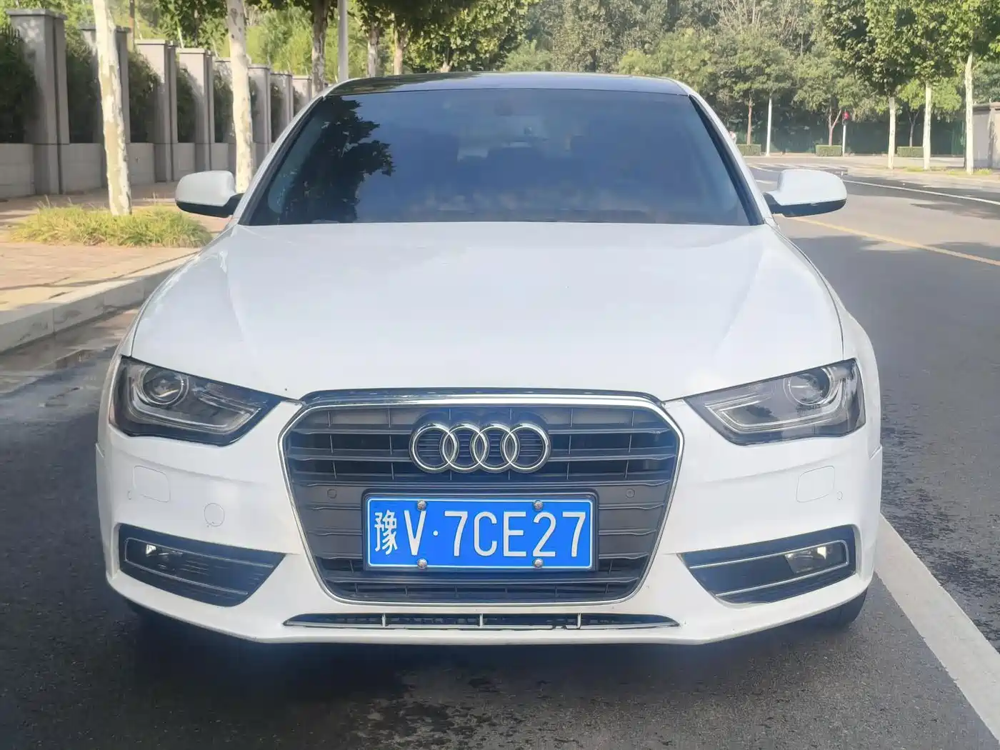 Фото 3 - Audi A4L