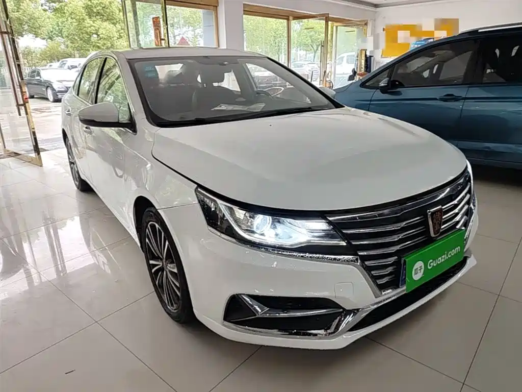 Roewe i6 2020 2020 PLUS 1.6L CVT 4G Connected Glory Flagship Edition