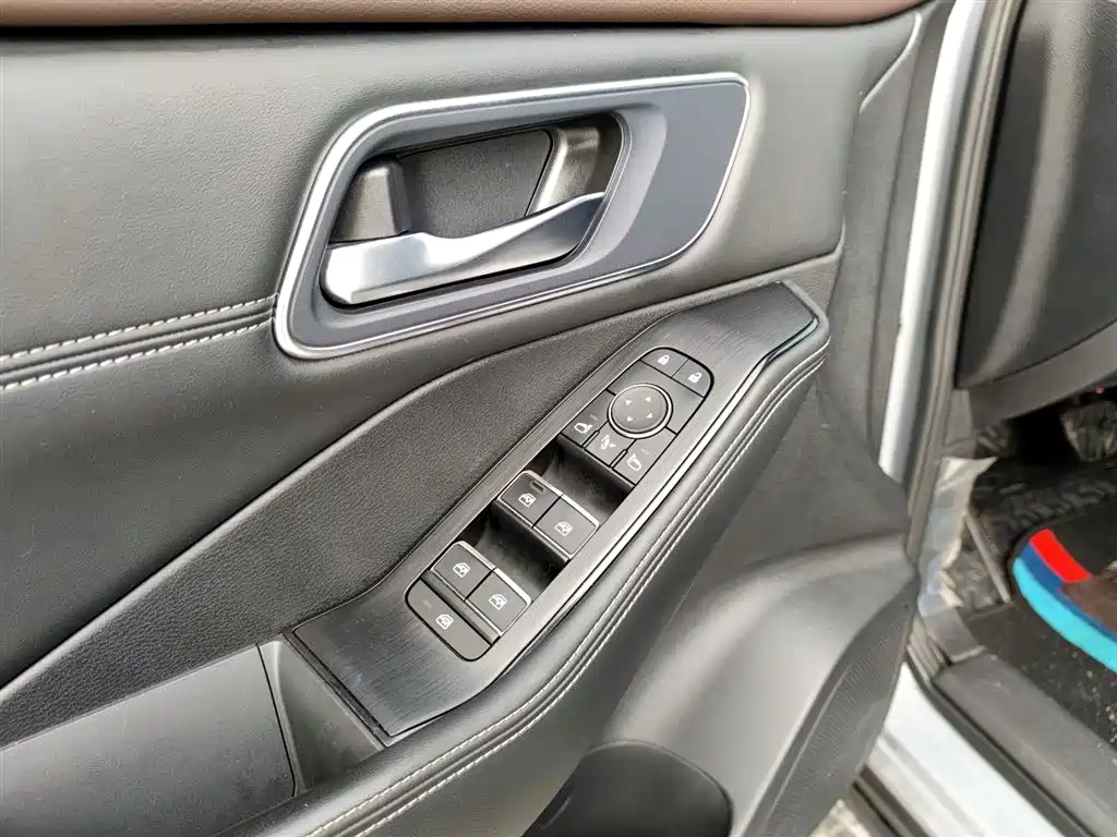 Фото 16 - Nissan X-Trail