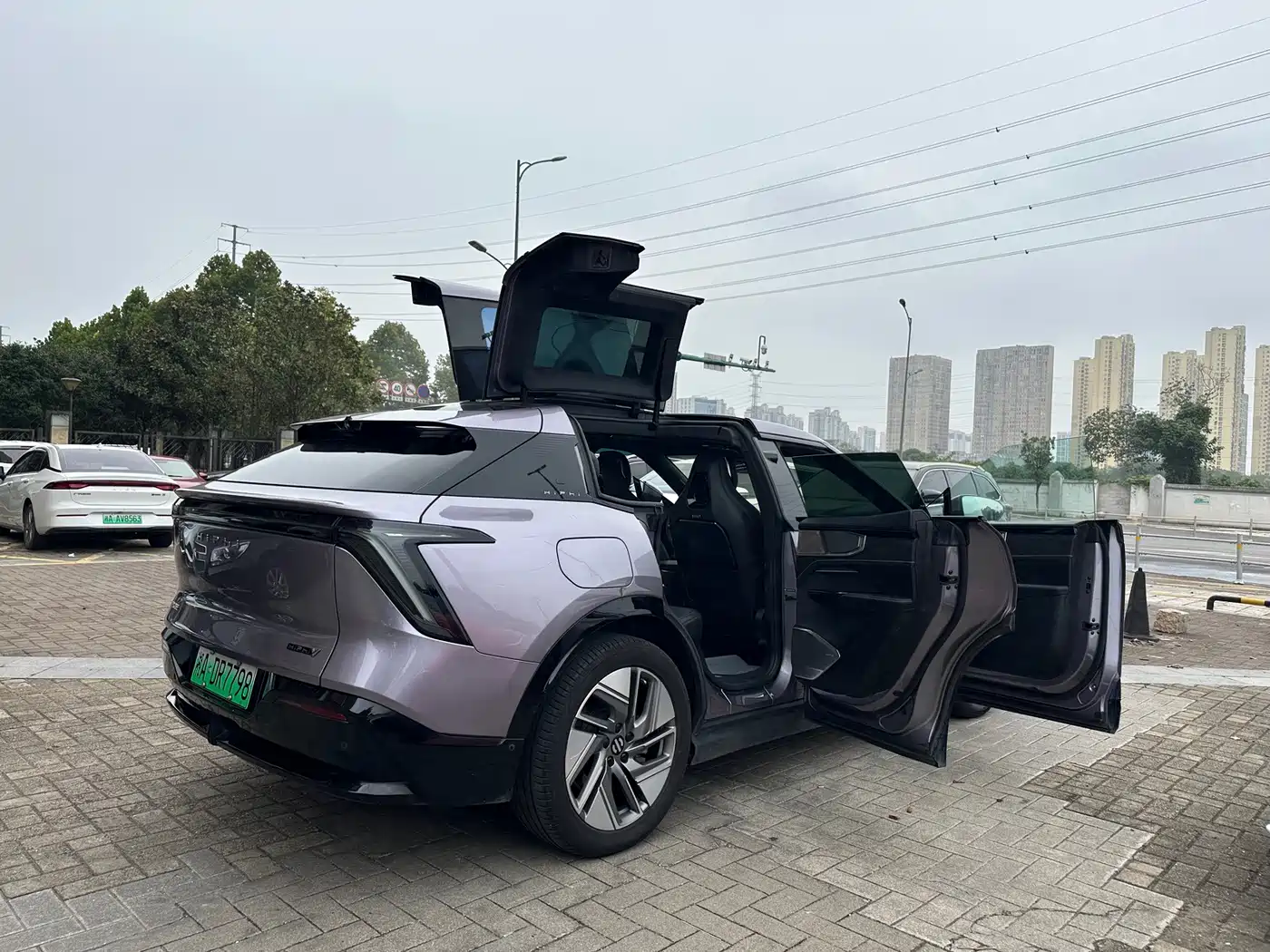 HiPhi Y 2023 2023 560km Elite Edition