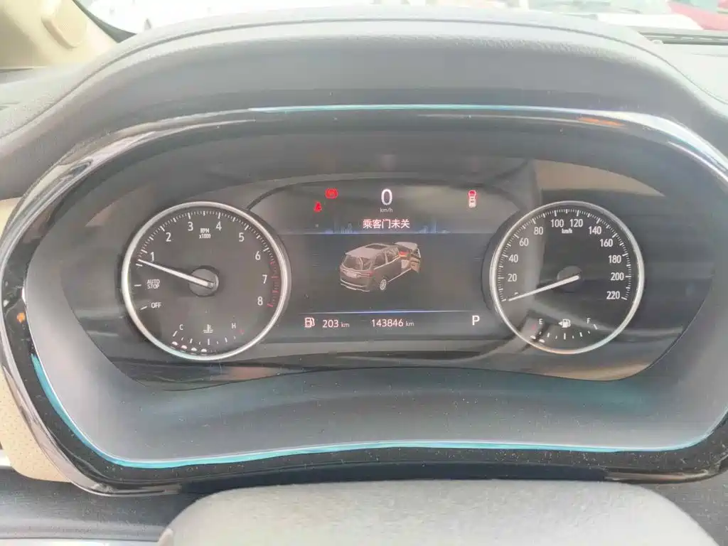 صورة 4 - Buick GL8