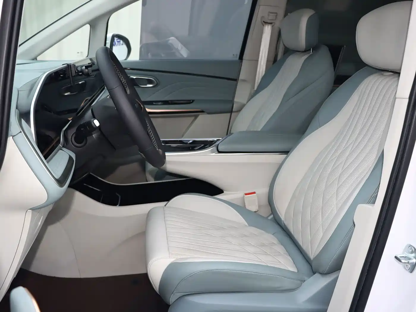 SAIC Maxus Maxus G90 2022 2022 2.0T Interstellar 7-seater