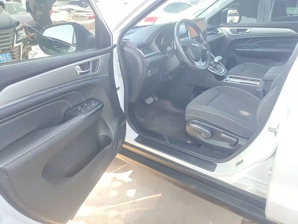 Haval M6 2024 2023 PLUS 1.5T DCT Elite Smart Connect
