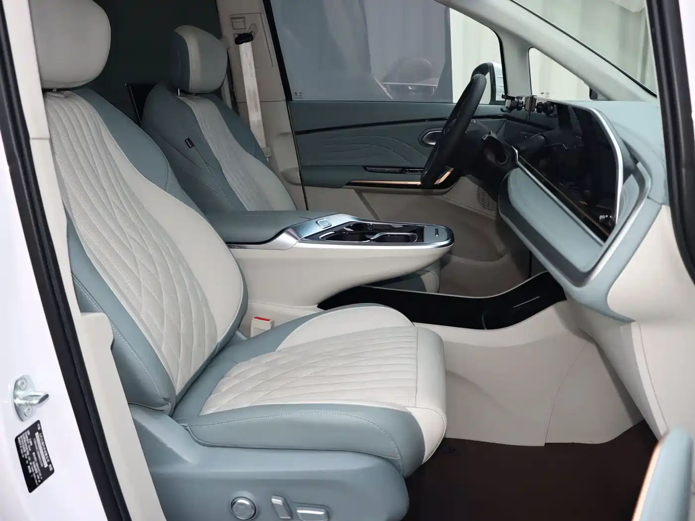 SAIC Maxus Maxus G90 2022 2022 2.0T Interstellar 7-seater