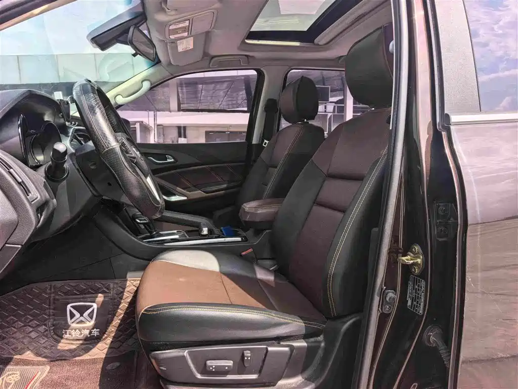 Jiangling Yusheng S350 2017 2016 2.0T Automatic 2WD Gasoline Luxury 5-seater