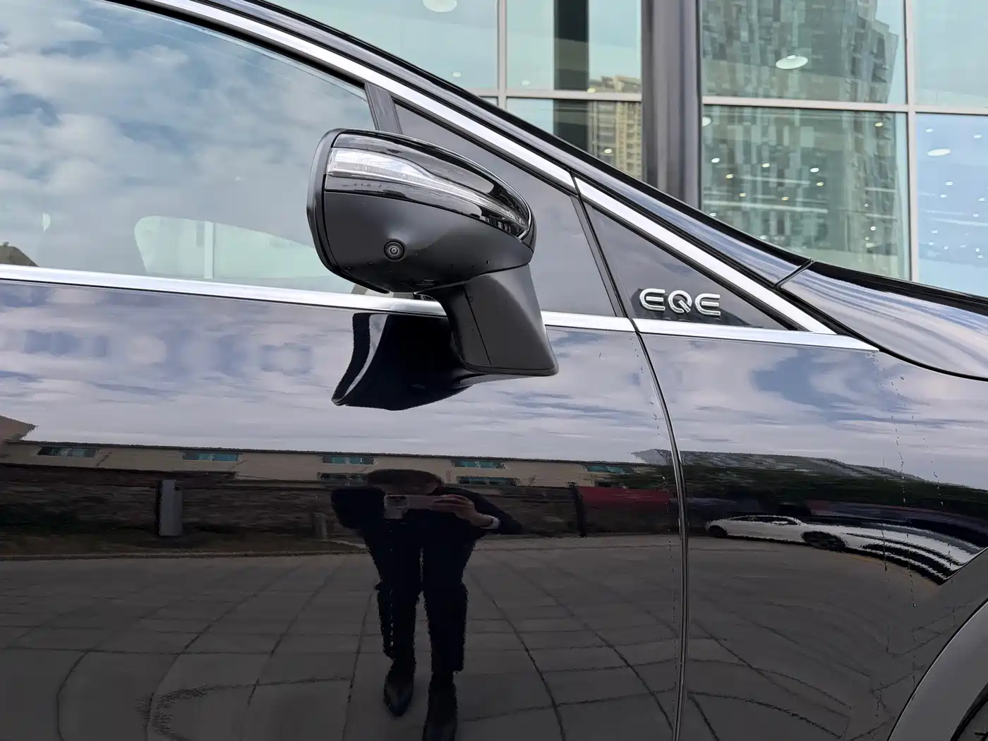 Mercedes-Benz EQE SUV 2025 2024 500 4MATIC Luxury Edition