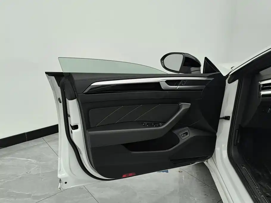 Фото 7 - Volkswagen CC