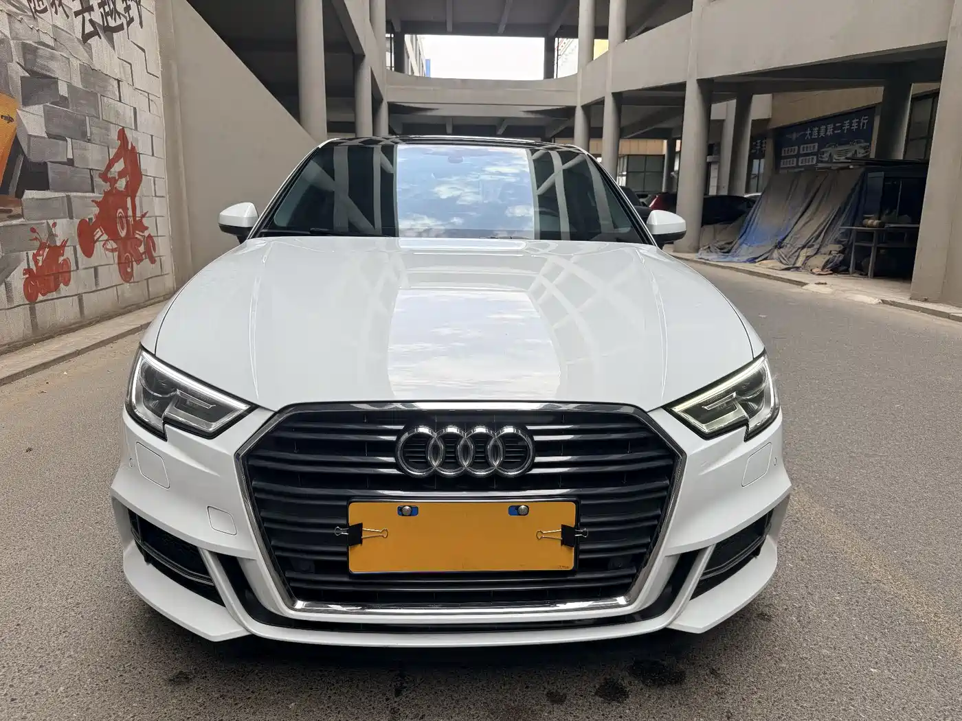 Audi A3 2017 Limousine 35 TFSI Fashion фото 2