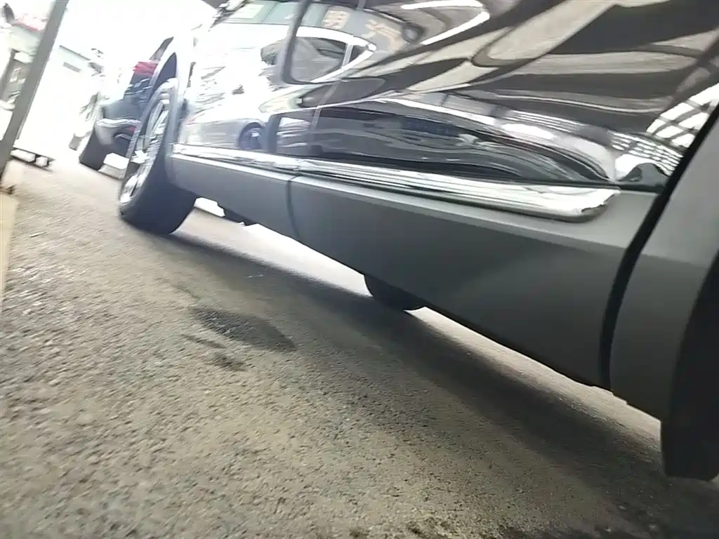 Hongqi HS5 2022 Facelift 2.0T Smart Flag Enjoyment Edition фото 22