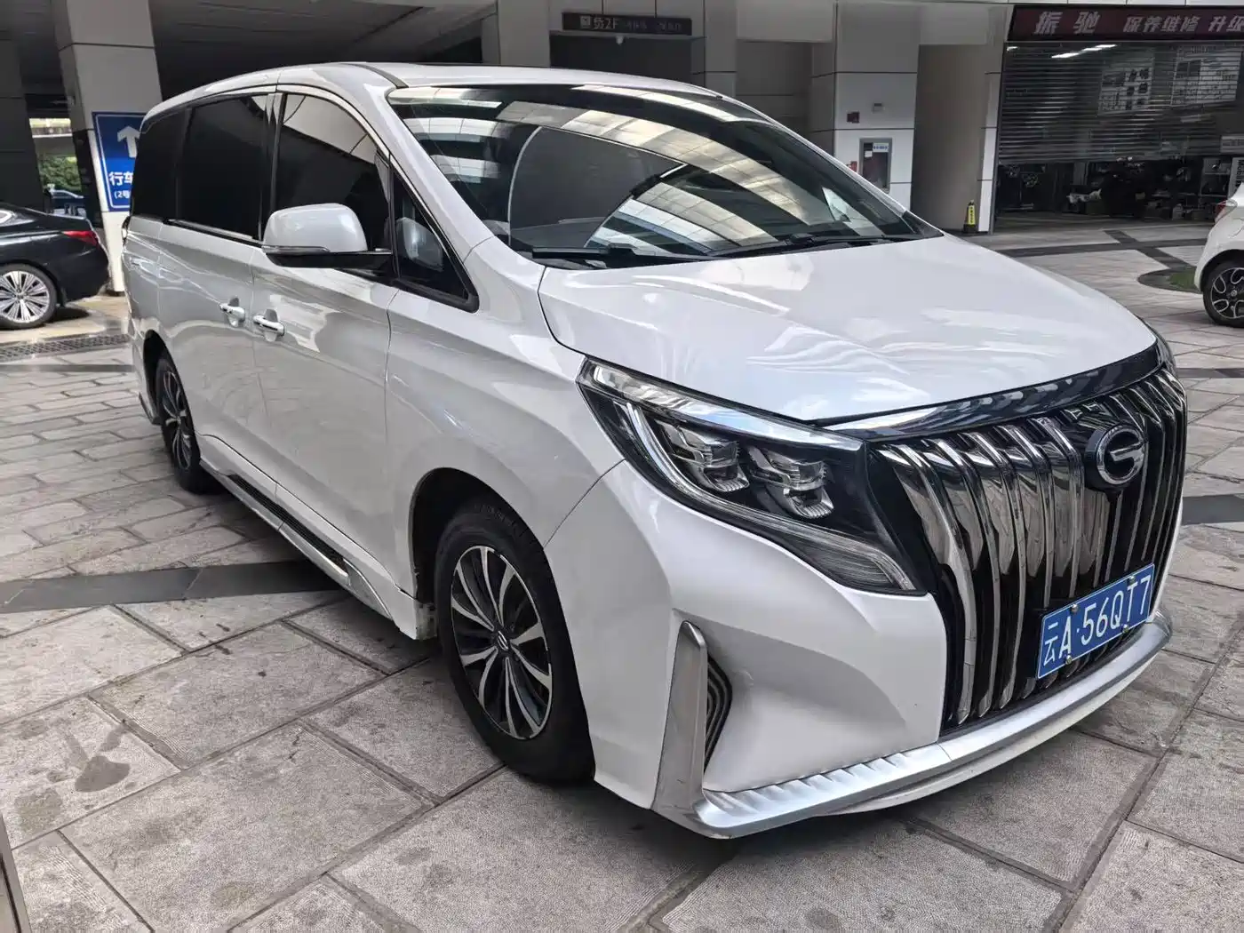 GAC Trumpchi Trumpchi M8 2023 Leading Series 390T Luxury Edition фото 3