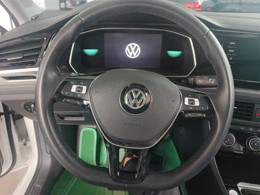 Volkswagen Sagitar 2021 280TSI DSG Surpassing Edition фото 15