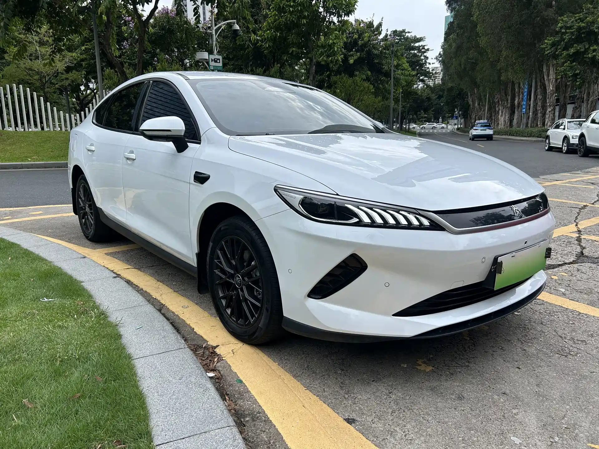 Photo 3 - BYD Qin PLUS