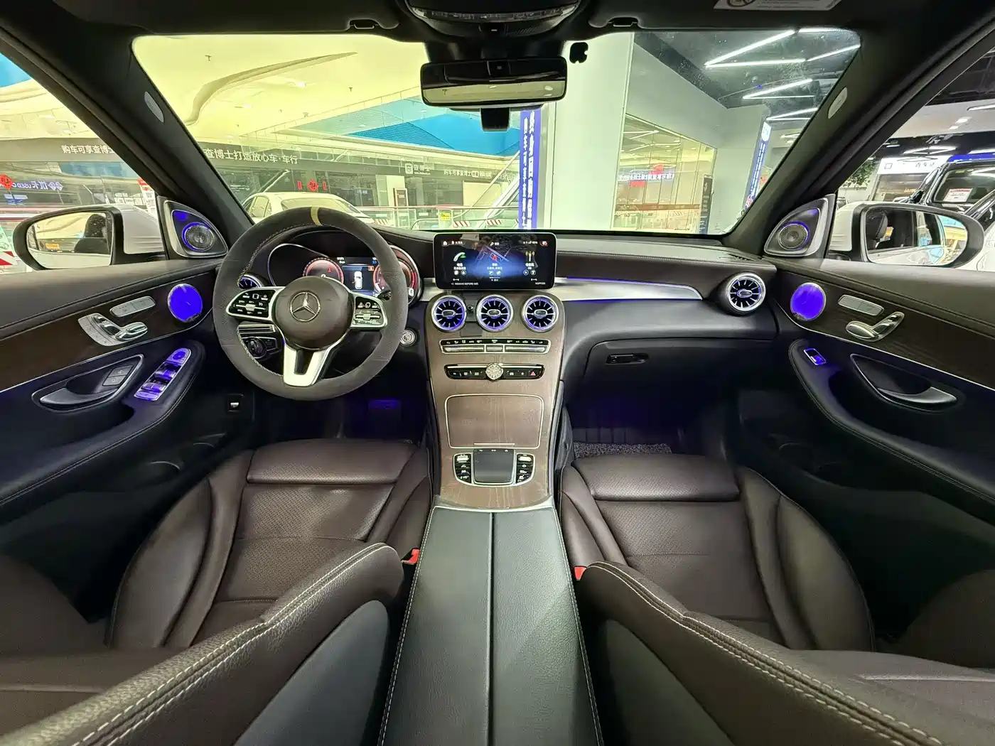 Mercedes-Benz GLC 2021 GLC 300 L 4MATIC Sporty фото 6