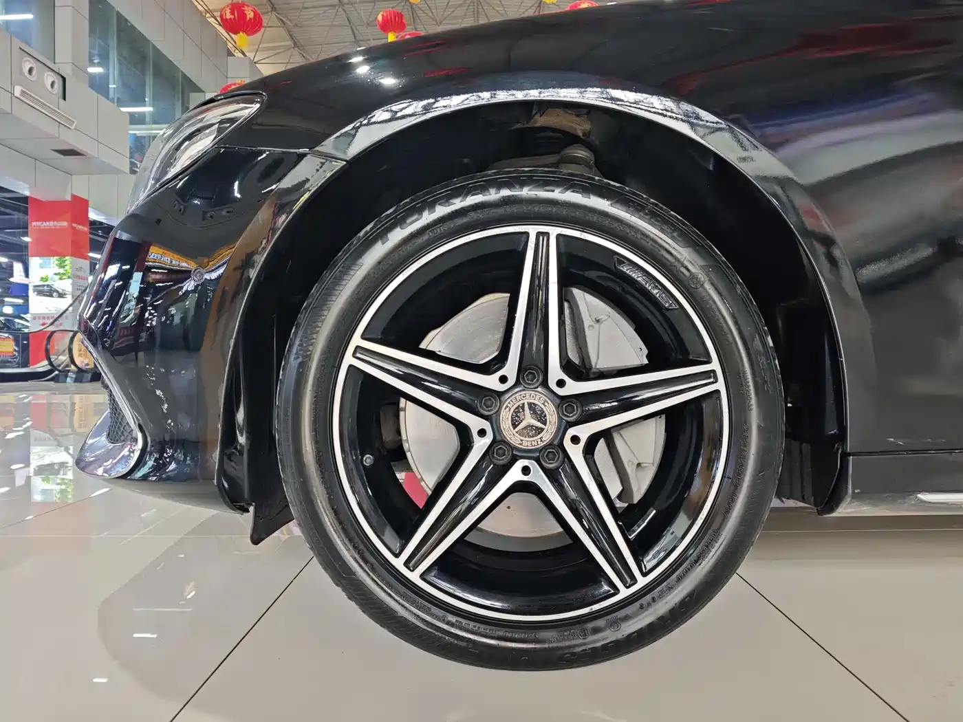 MERCEDES-BENZ E CLASS