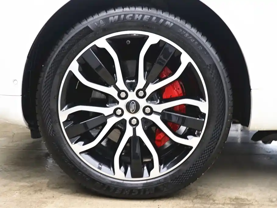 Land Rover Range Rover Sport 2021 3.0 L6 Gloss Black Edition фото 29