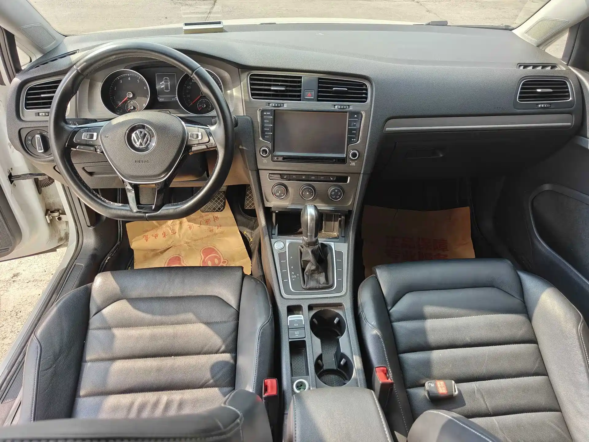 Фото 9 - Volkswagen Golf