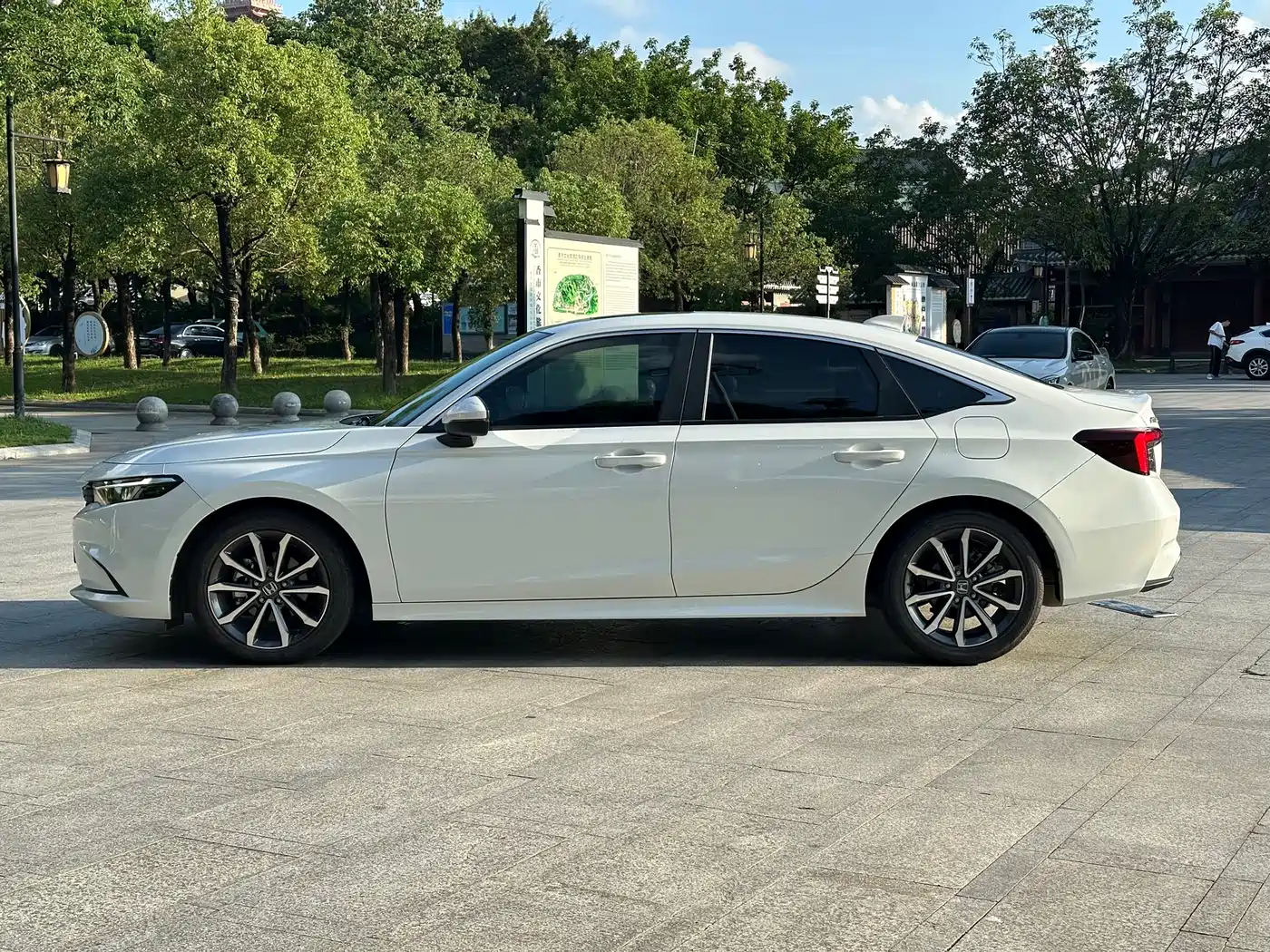 Honda Integra 2025 2023 240TURBO CVT Luxury Edition