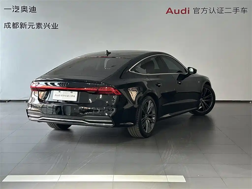Audi A7 2024 2023 Model 45 TFSI Premium Selection Edition