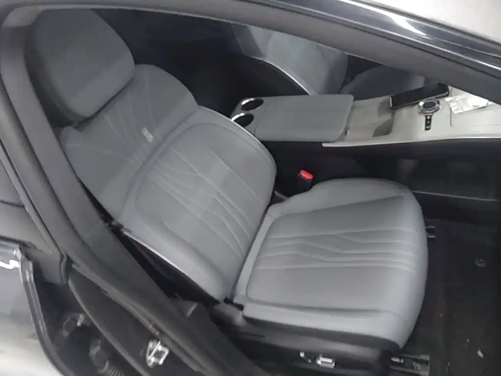 Geely Galaxy Galaxy E8 2024 2024 665km RWD Starship Voyager Edition