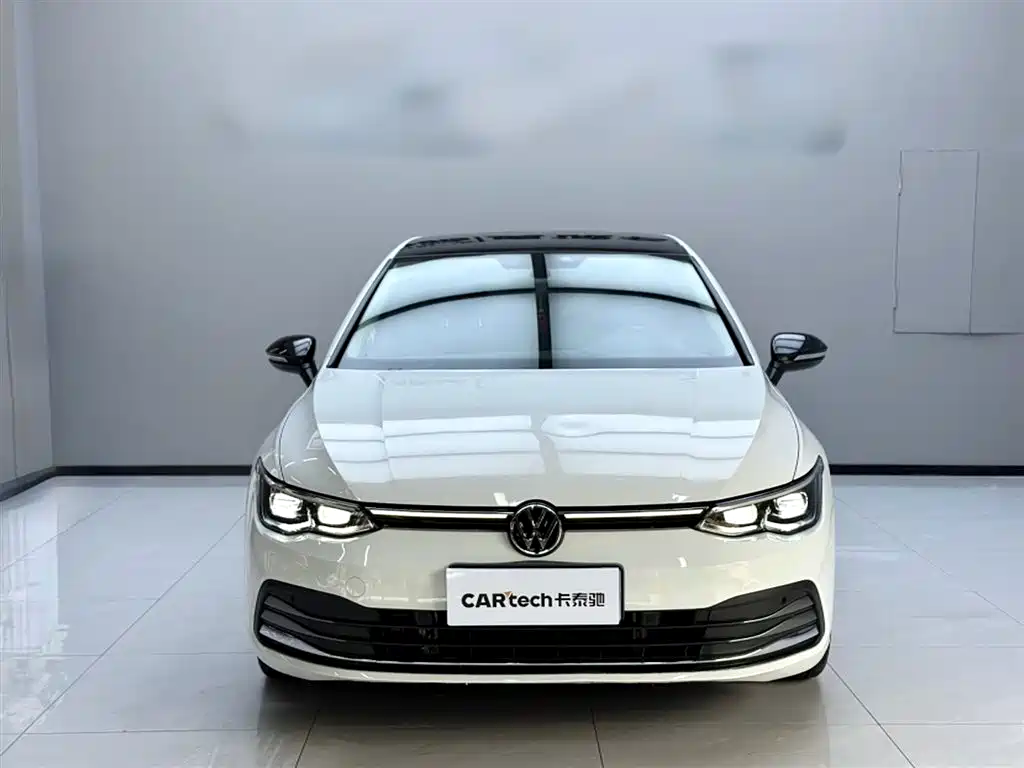 Volkswagen Golf 2023 Facelift 280TSI DSG Pro фото 3