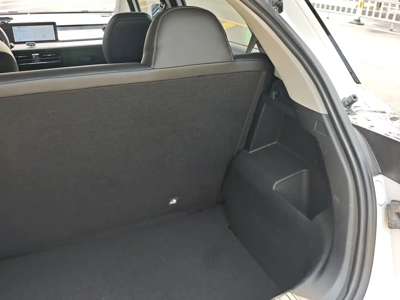 Geely Geometry E Firefly 2022 2023 401KM Thunderbolt Tiger 5-Seater