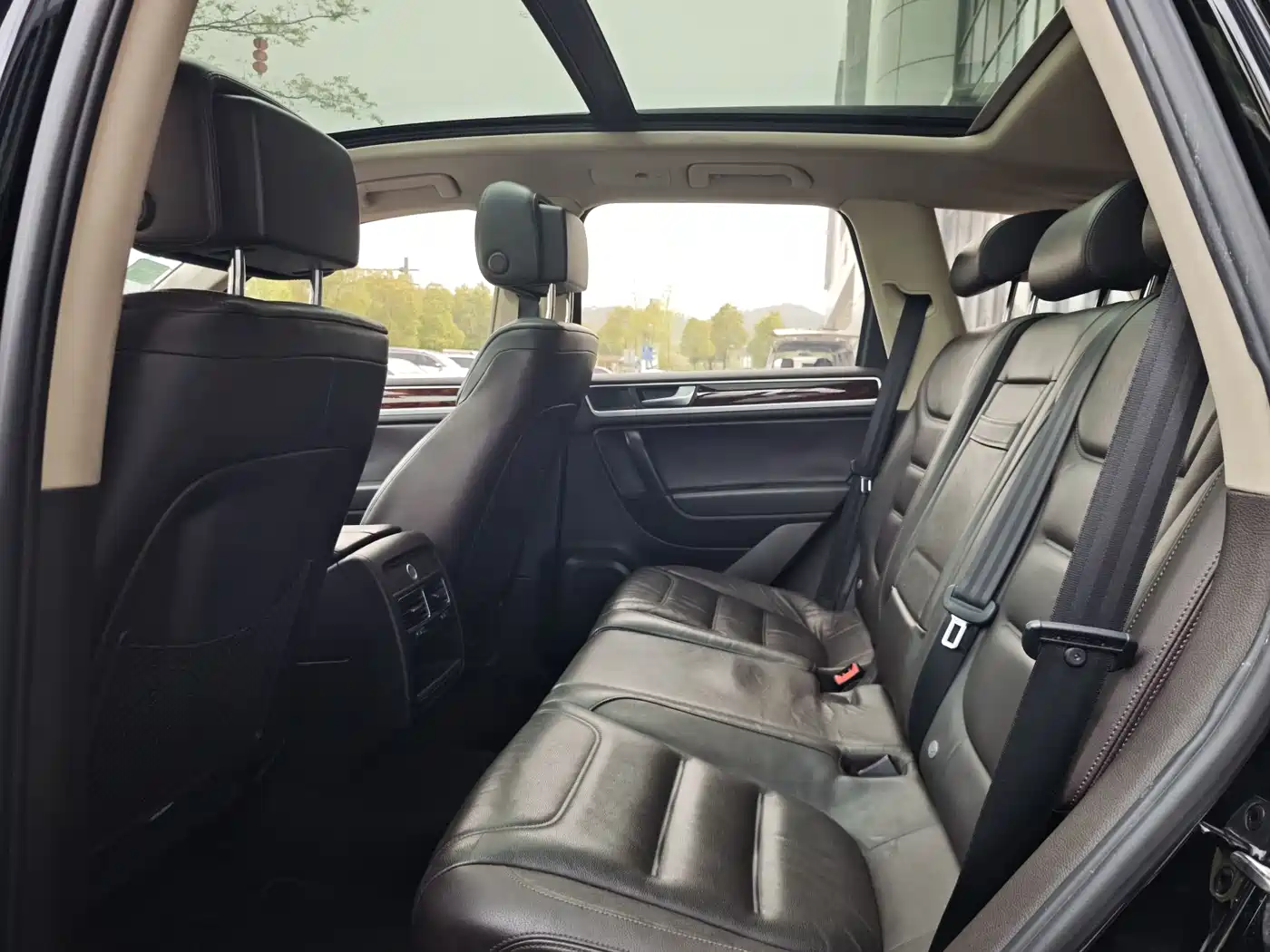 Volkswagen Touareg 2011 3.0TSI Premium фото 7
