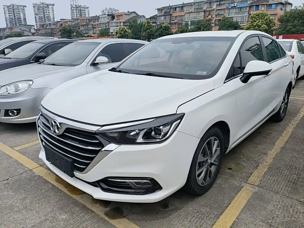 BAIC Senova D50 2018 2018 1.5L Manual Premium Smart Drive Edition
